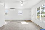 1121 Spruce St - Photo 7