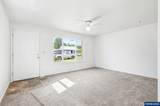 1121 Spruce St - Photo 8