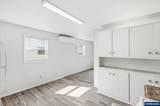 1121 Spruce St - Photo 9