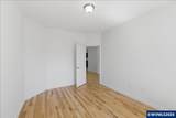 2107 Grace Av - Photo 31