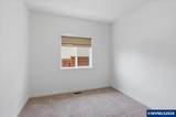 2107 Grace Av - Photo 33