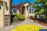 2107 Grace Av - Photo 4