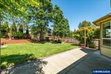 2107 Grace Av - Photo 44