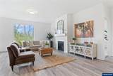 9324 Glory Ct - Photo 3