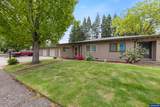 1044 Chestnut St - Photo 4