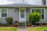 926 11th Av - Photo 4