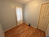 1060 Hickory St - Photo 11