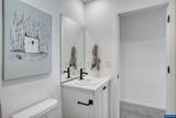 531 Spring Av - Photo 24