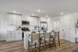 531 Spring Av - Photo 7