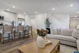 531 Spring Av - Photo 8