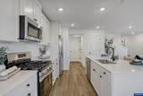 531 Spring Av - Photo 9