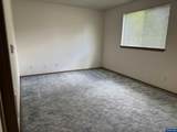 320 Monmouth - Photo 15