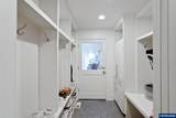 3200 Crestview Dr - Photo 36