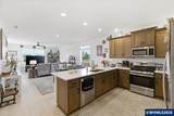 948 Laurel Pl - Photo 15