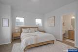 1996 Hawksview Av - Photo 16