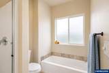 1996 Hawksview Av - Photo 22