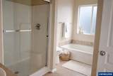 1996 Hawksview Av - Photo 23