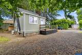 370 24th St - Photo 32