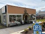 1120 Main - Photo 2