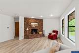 93933 Marcola Rd - Photo 4