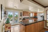 15991 Oakdale Rd - Photo 14