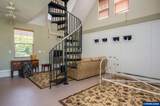809 Evans - Photo 18