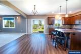 2000 Summit Dr - Photo 12