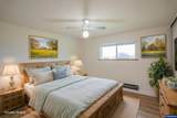 40025 Crestview Ln - Photo 11