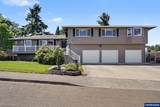 1423 35th Av - Photo 1