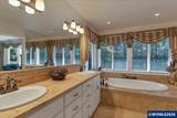 852 Hylo Rd - Photo 29