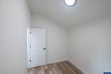 2194 Vaughn Av - Photo 10