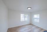 2194 Vaughn Av - Photo 17