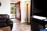 3065 Knox Av - Photo 12
