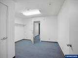 950 Uglow - Photo 18