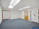 950 Uglow - Photo 20