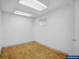950 Uglow - Photo 22
