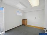 950 Uglow - Photo 23