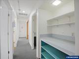 950 Uglow - Photo 25
