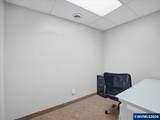 950 Uglow - Photo 36