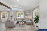 5422 Portland - Photo 8
