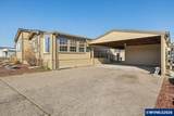 2410 Lancaster - Photo 39