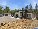 17526 Abiqua Rd - Photo 2