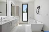 17526 Abiqua Rd - Photo 25