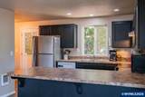 1055 Grove St - Photo 8