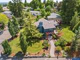 1723 Lincoln St - Photo 4