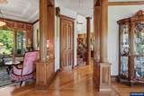630 Eureka Av - Photo 8