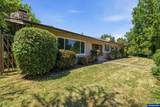 1740 Woodland Dr - Photo 29