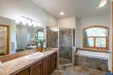 3559 Glenridge Dr - Photo 32
