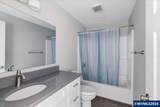300 Santiam - Photo 27