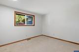 1249 Maple St - Photo 16